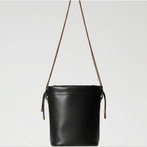 Aritzia AUXILIARY Black Leather Crossbody Shoulder Bag with Gold Chain NWOT